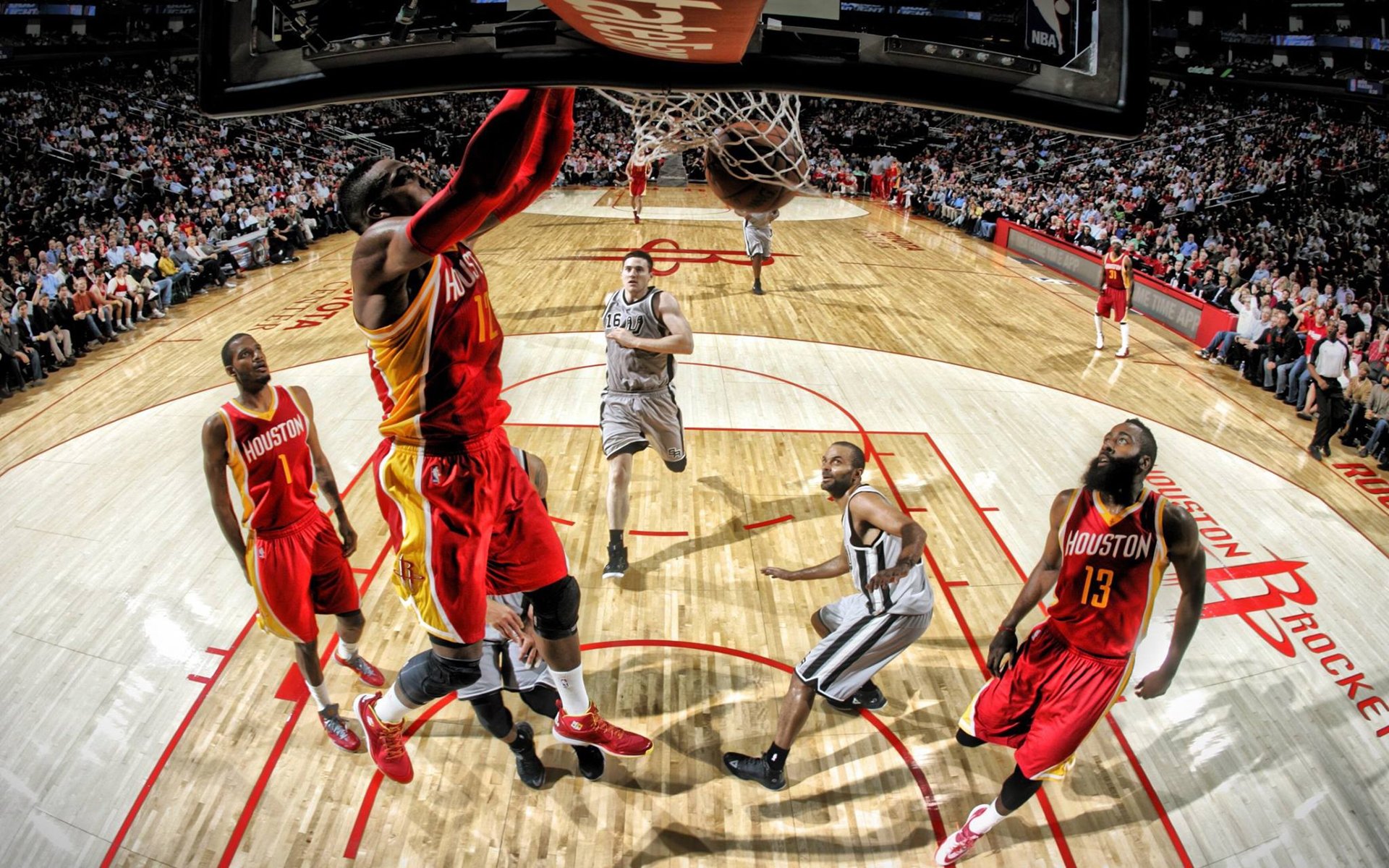 电子竞技-广汇创历史，勇士篮板王——欧陆与NBA同迎震撼时刻